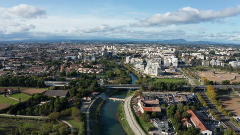 Montpellier-Lez-River-Luftaufnahme-Hafen-Marianne-Nachbarschaft-Moderne-Brücke